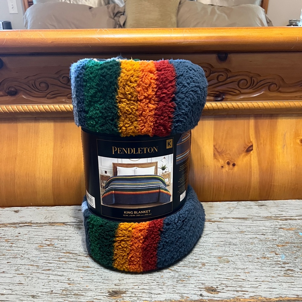 New Pendleton Striped King Fleece Blanket in Blue, Green, and Orange